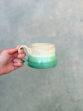 Load image into Gallery viewer, Short Bubble Mug
