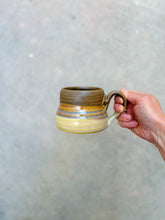 Load image into Gallery viewer, Short Bubble Mug
