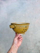 Load image into Gallery viewer, Berry Bowl
