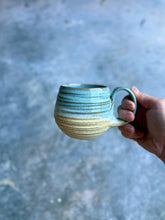 Load image into Gallery viewer, Tulip Mug
