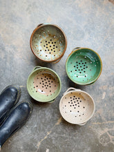 Load image into Gallery viewer, Berry Bowl/ Colander
