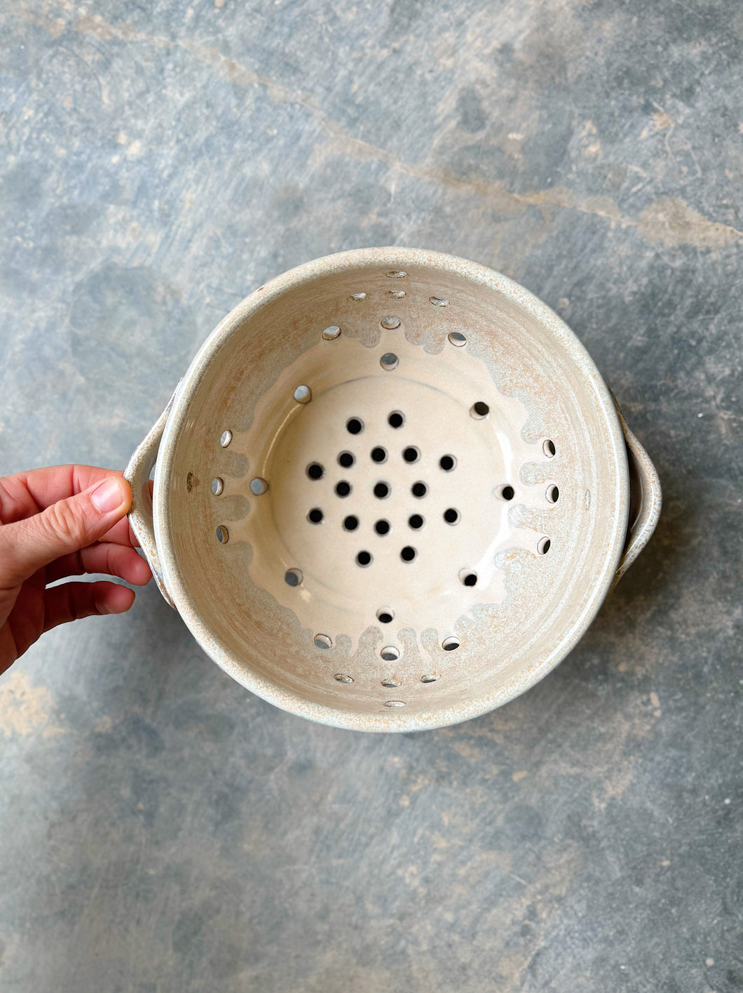 Berry Bowl/ Colander