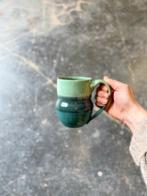 Load image into Gallery viewer, Bubble Mug
