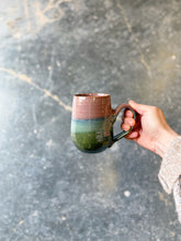 Load image into Gallery viewer, Roundbottom Mug

