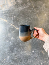 Load image into Gallery viewer, Roundbottom Mug
